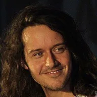 César Domboy's voice - Text to Speech AI