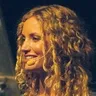 Suzannah Lipscomb AI Voice
